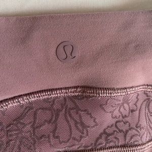 Lululemon cute mesh detail leggings